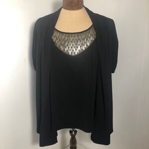 - Womens Black and Silver 2 Pce Top. Size 1X